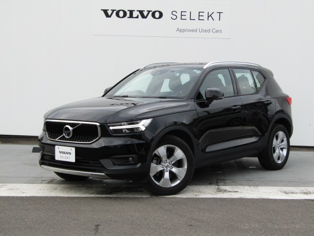 XC40  B3 モメンタム