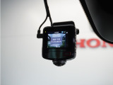 ◆ドライブレコーダー◆映像・音声などを記録する自動車用の装置です。 もしもの事故の際の記録はもちろん、旅行の際の思い出としてドライブの映像を楽しむことができます。