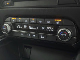 気になる車はすぐにお問い合わせください!画面右側の0066から始まる無料ダイヤルからお問い合わせ下さい!専門スタッフがお車のご質問にお答えいたします!