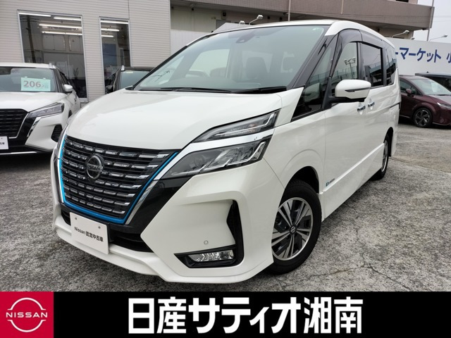 セレナ 1.2 e-POWER ハイウェイスター V 