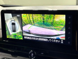 【アラウンドビューモニター】専用のカメラにより、上から見下ろしたような視点で360度クルマの周囲を確認することができます☆死角部分も確認しやすく、狭い場所での切り返しや駐車もスムーズに行えます。