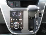LEDフォグ/スマートキー/Pスタート/電動格納ドアミラー/ステリモ/純正15AW/横滑防止/89.300km