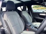 XC40 プラス プロ B4 AWD 4WD 