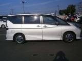 セレナ 1.2 e-POWER ハイウェイスター V 