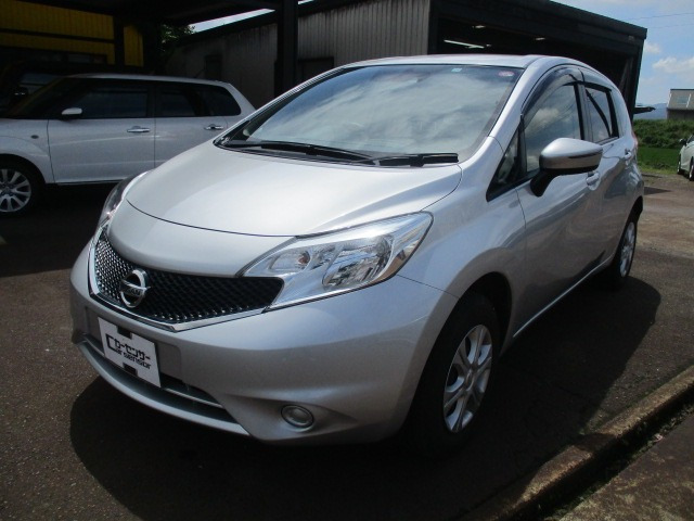 ノート 1.2 X FOUR 4WD 