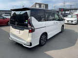 セレナ 2.0 ハイウェイスター V 