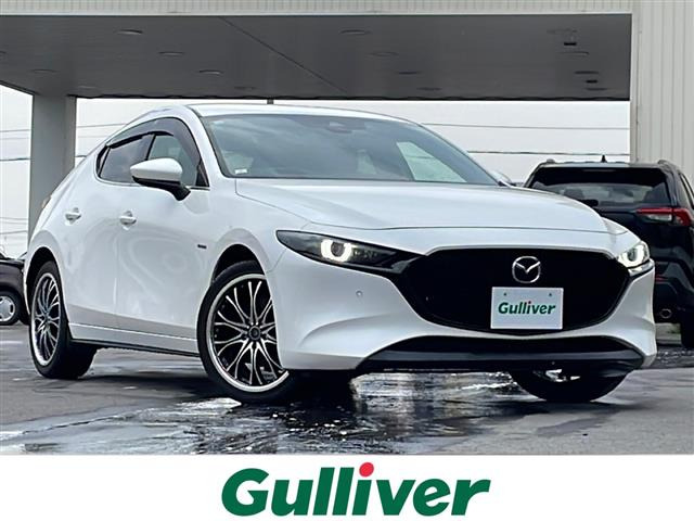 MAZDA3ファストバック 2.0 20S 100周年特別記念車 4WD 本革シート