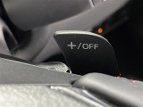 【パドルシフト(AT車)】MT車と同じように好きなギアで走ることができます!ステアリングから手を離さずに指先だけでシフト操作ができ、よりスポーティな走りをお楽しみいただけます。