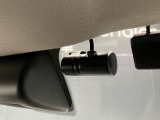 いくら安全運転をしていても、事故に巻き込まれることもあります。万が一の時に証拠として使えるフロント+車室内ドライブレコーダーがついてます♪