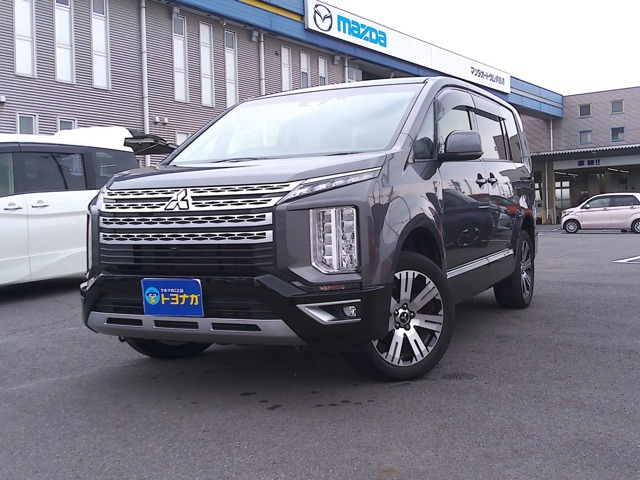 デリカD:5 2.2 G パワーパッケージ 4WD 雹凹み純正10インチナビ