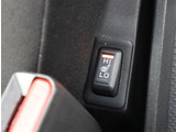 弊社でお車をご購入頂いたお客様は、一部車種を除いて【オイル交換永久無料】となっております。※詳細はスタッフまでお問合せ下さい。