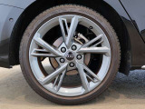 アルミホイール 5ダブルスポーク Vデザイン(Sスタイル)グラファイトグレー 8.0J x 18/225/40R18/スポーツサスペンション