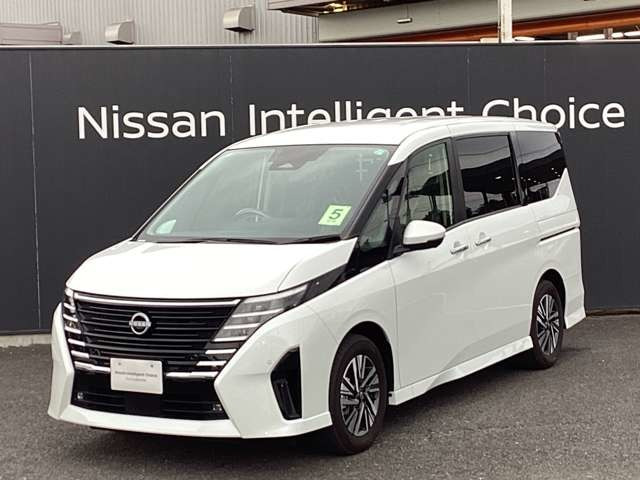 セレナ 1.4 e-POWER ハイウェイスター V 