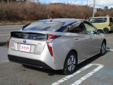 この度は当店のお車をご覧いただき誠にありがとうございます。販売、整備、保険、ロードサービス、油圧ホース制作、その他、お気軽にご相談ください。人気車のプリウス4WD入庫しました♪