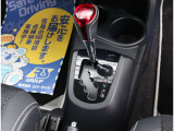 当店ではスポーツグレードや人気車種・上級グレードを主に仕入れ強化しております!中古車でお買い得感あるお車展示中となっておりますのでお客様のご来店、お見積もり依頼お待ちしております。