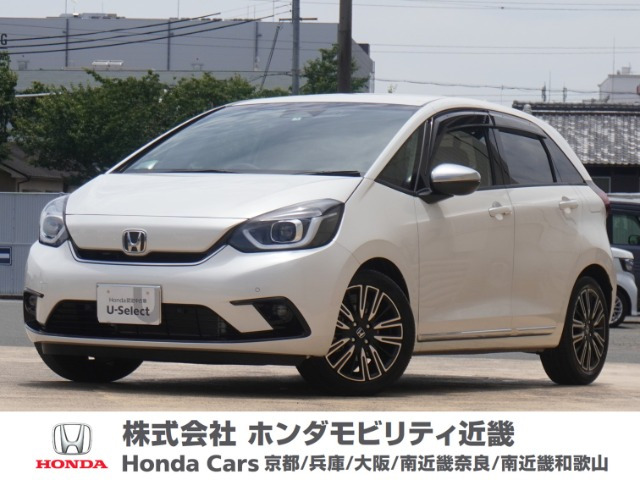フィット  1.3 リュクス