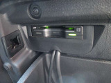 正規ディーラー車 プッシュスタート パドルシフト ドライブレコーダー 本革シート ナビTV DVD再生 バックモニター シートヒーター 17インチアルミ