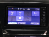 ドライブの必需品。見やすい・使いやすい大画面のメモリーナビを搭載。