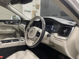 XC60 B5 AWD インスクリプション 4WD 本革シート サンルーフ