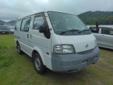 日産 バネット 2.0 DX ディーゼル 4WD