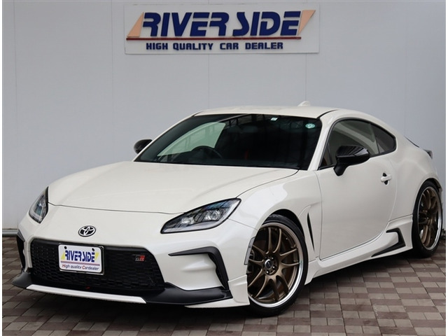 トヨタ GR86 2.4 RZ