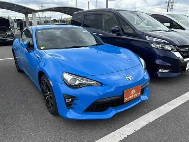 86 2.0 GT 6MT純正ナビTVバックカメラ希少色LED