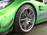 お気軽にお問い合わせください。Tel:075-325-0440 Mobile:090-6756-7496  中古車担当:廣田まで