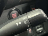 AUTOの位置にセットしておくと、暗くなったら自動でライトの点灯をサポートしてくれます!高速道路でのトンネル通過時など便利です!