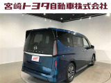 セレナ 1.4 e-POWER ルキシオン 