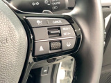 クルーズコントロールを装備しています。高速道路などで一定の速度で走ってくれるので運転が楽ですよ!速度を設定できますので、スピードの出しすぎにも注意できます。