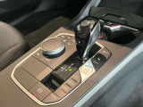 駆け抜ける歓びがキャッチフレーズのBMWですが、アイドリングストップ機能や電動パワステ等により、燃費、環境性能の向上にも貢献しています。