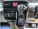 入庫時・販売時・納車前に、弊社基準の68項目に及ぶ点検整備を実施しております。