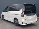 セレナ 2.0 ハイウェイスター V 