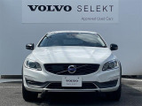 V60クロスカントリー D4 SE ディーゼル 