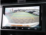 お車選びをお楽しみ頂けるよう、在庫車の展示スペースを十分に確保しております。