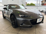 大好評のボディコーティング「弾スプラッシュコート」もご納車までに施工可能。通常のガラスコートと異なる、耐久年数6年の無機質ガラスコーティングが、ボディをキレイな状態に保ってくれます。