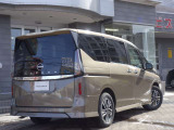 セレナ 1.4 e-4ORCE ハイウェイスターV 4WD 