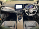 ノートオーラ 1.2 G FOUR レザーエディション 4WD 