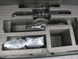ジャッキなどの工具は付いています。