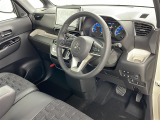 気になる車はすぐにお問い合わせください!画面右側の0066から始まる無料ダイヤルからお問い合わせ下さい!専門スタッフがお車のご質問にお答えいたします!