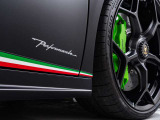 ウラカンスパイダー ペルフォルマンテ 4WD スタイルPKスマホ連携センターロック保証付