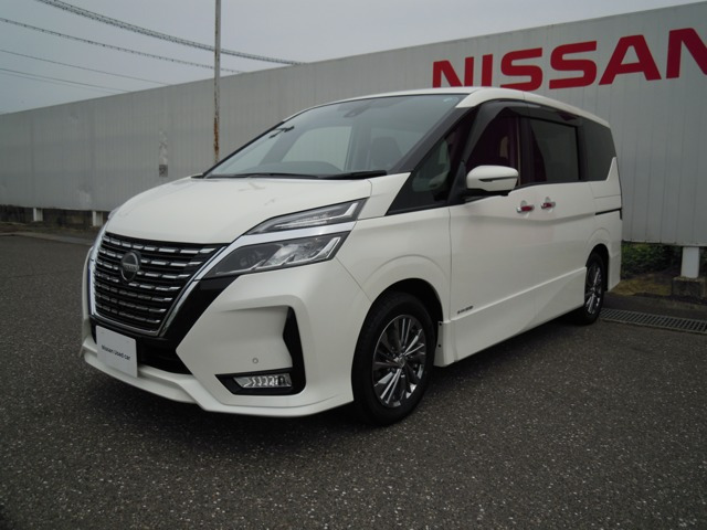セレナ 2.0 ハイウェイスター V 