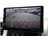 お車選びをお楽しみ頂けるよう、在庫車の展示スペースを十分に確保しております。