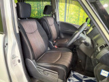 運転席シート廻りは使用感も少なく、良好な状態となっています。丁寧に使われていたことがよくわかりますね。