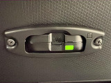 ガラスコーティング、ナビゲーション、ETCなど、その他のパーツの取り付けお見積もりのご相談も承っております!!クルマのこと何でもお任せください!