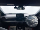 落ち着いたカラーの内装で、ゆったりと運転したい方に。