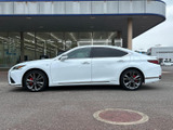 ES 300h Fスポーツ 