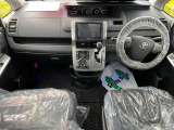ヴォクシー 2.0 ZS 煌III 4WD 