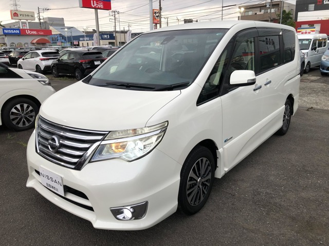セレナ 2.0 ハイウェイスター S-HYBRID 