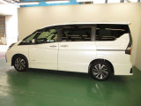 セレナ 2.0 ハイウェイスター V 